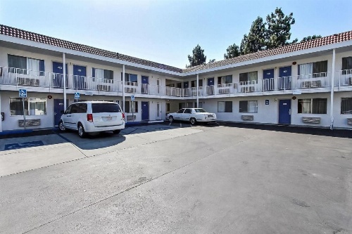 Motel 6-San Jose, CA - South image 7