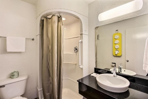 Motel 6-San Jose, CA - South image 23